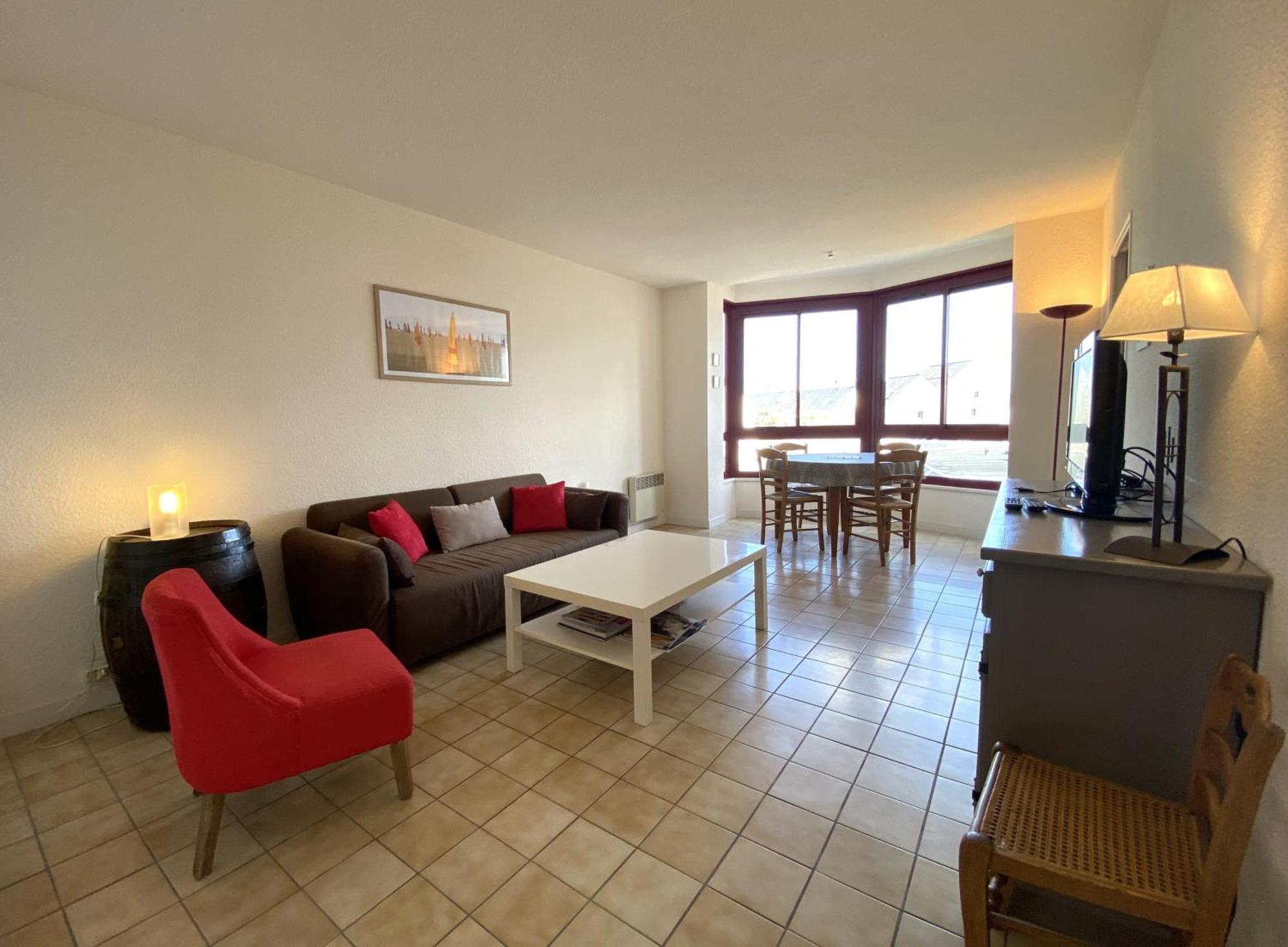 Appartement Vue A 200m De La De Trestraou A - Ref 507 *